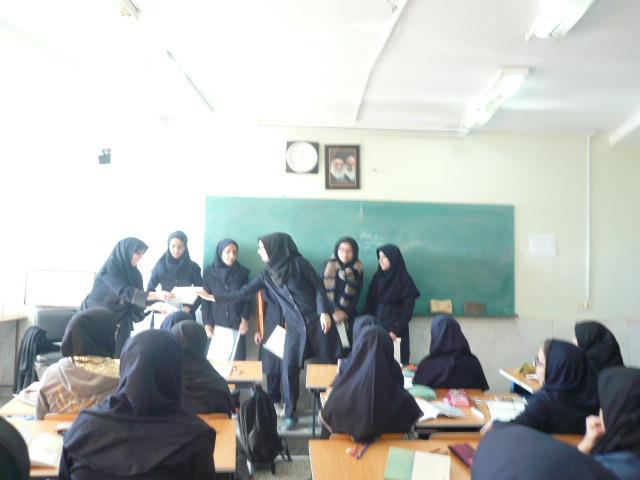 تقدیر از دانش آموزان برتر پایه سوم ریاضی