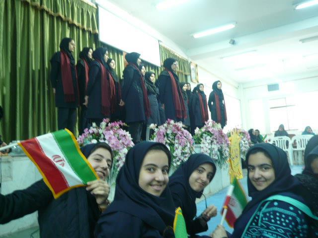 دهه فجر (تاتر و سرود دانش آموزان)